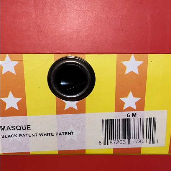 NIB JEFFREY CAMPBELL MASQUE BLACK PATENT SHOES - Picture 9 of 12